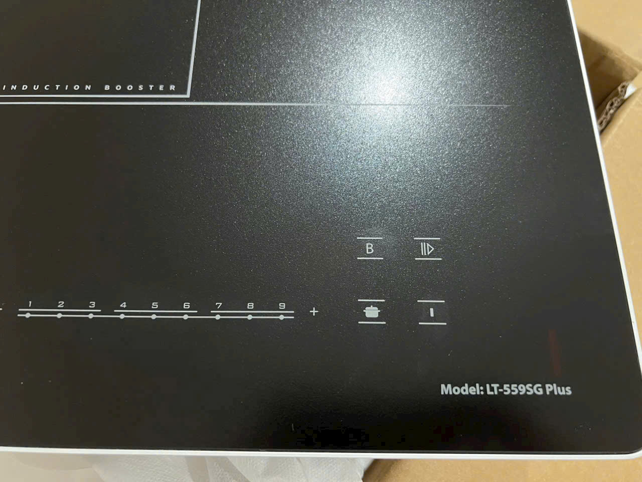 Bếp từ Latino LT-559SG Plus