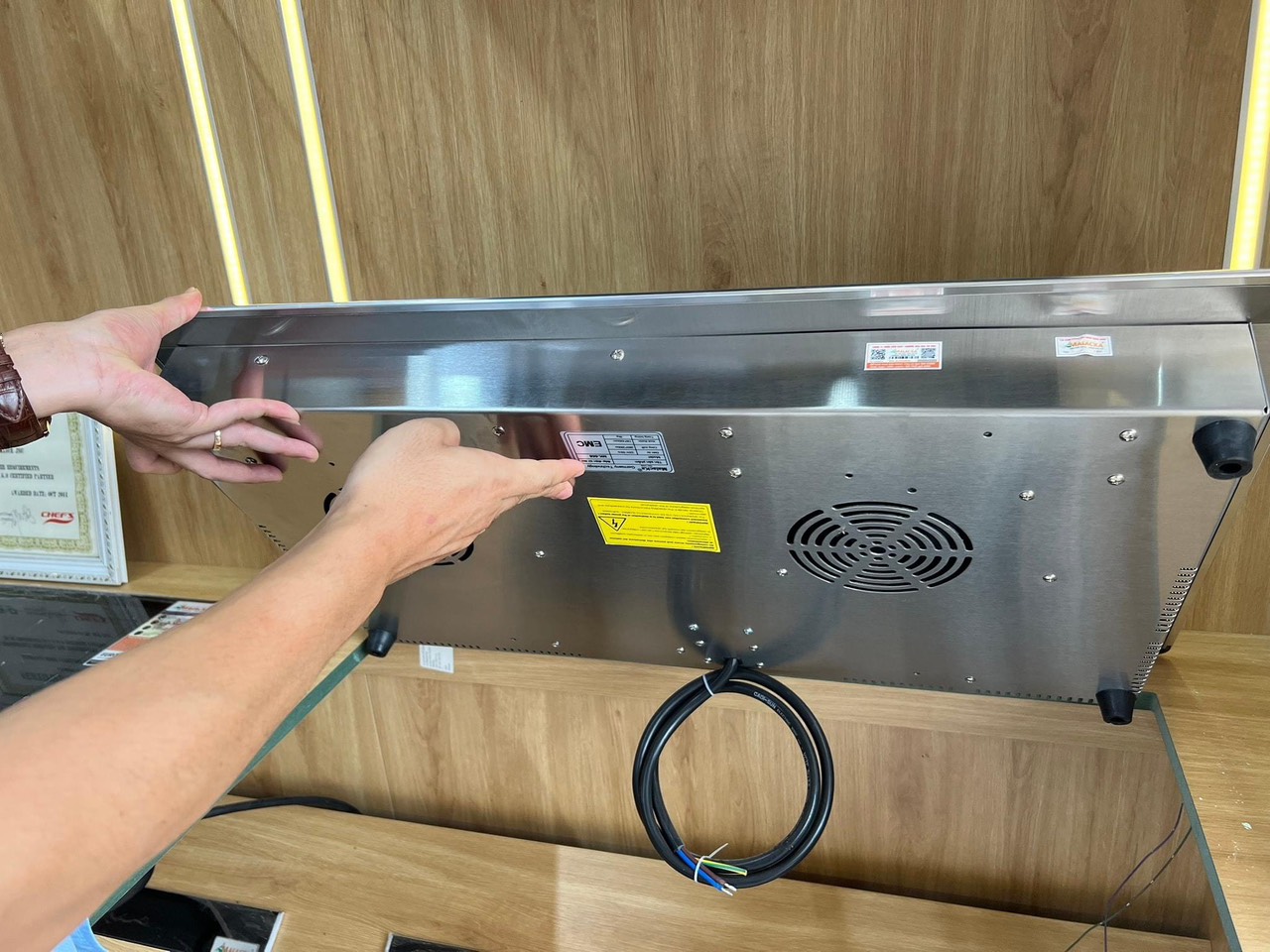 Bếp từ đôi Malacka MK-666